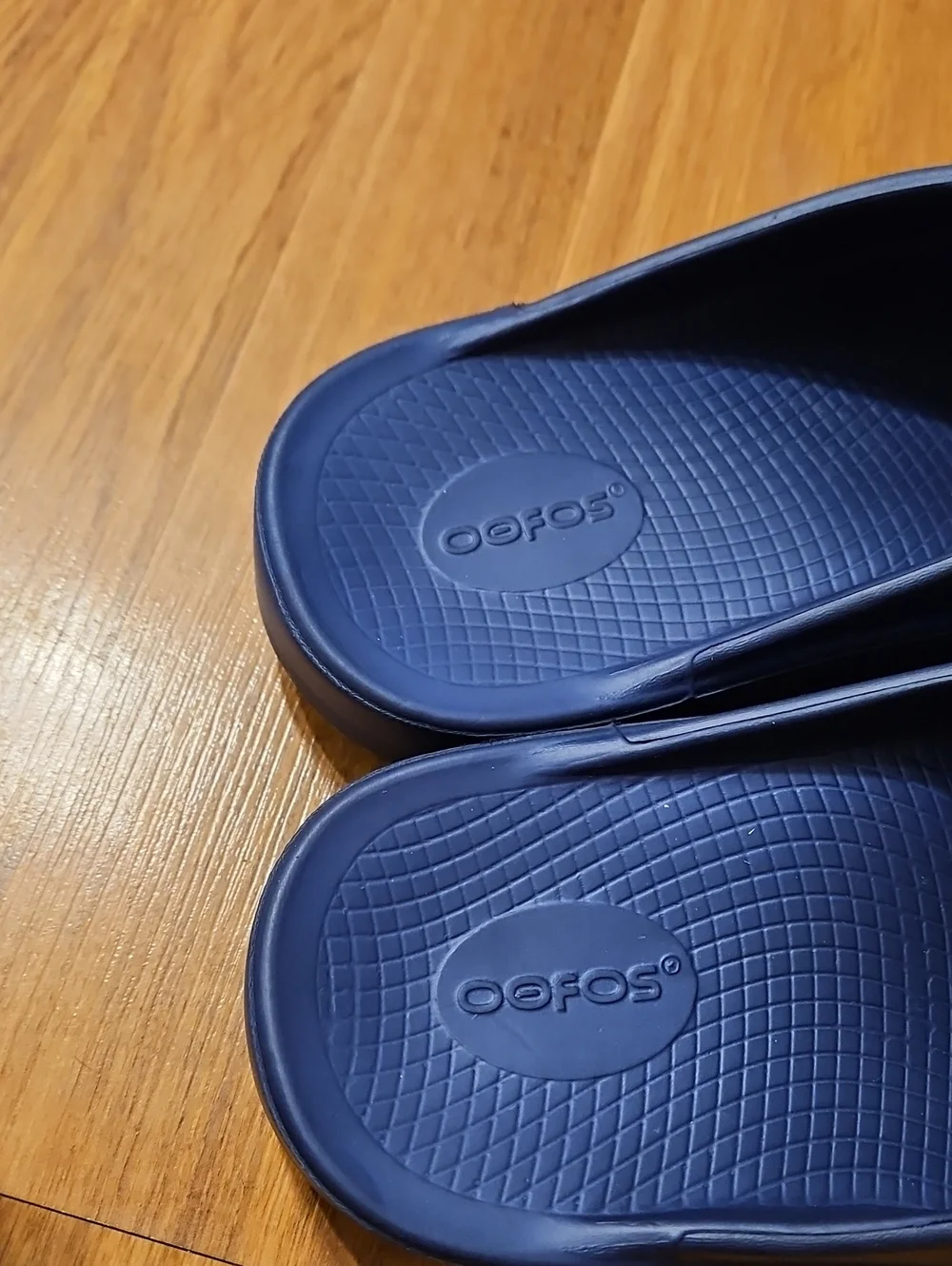 Oofos Navy Slides Size 10 Men Or 12 Women